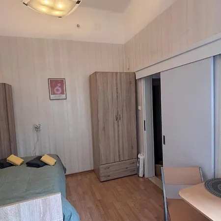 In The Heart Of Apartman *